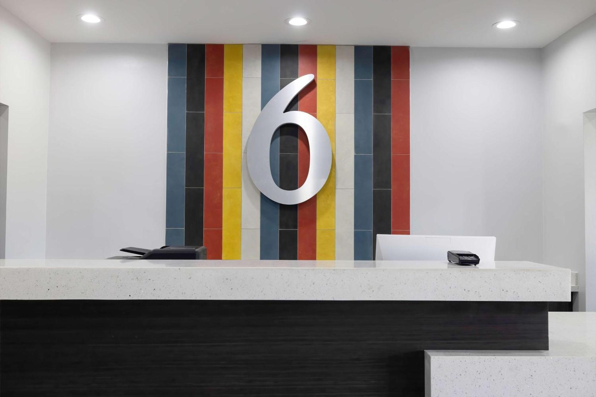 Motel 6 Lake Charles, La מראה חיצוני תמונה